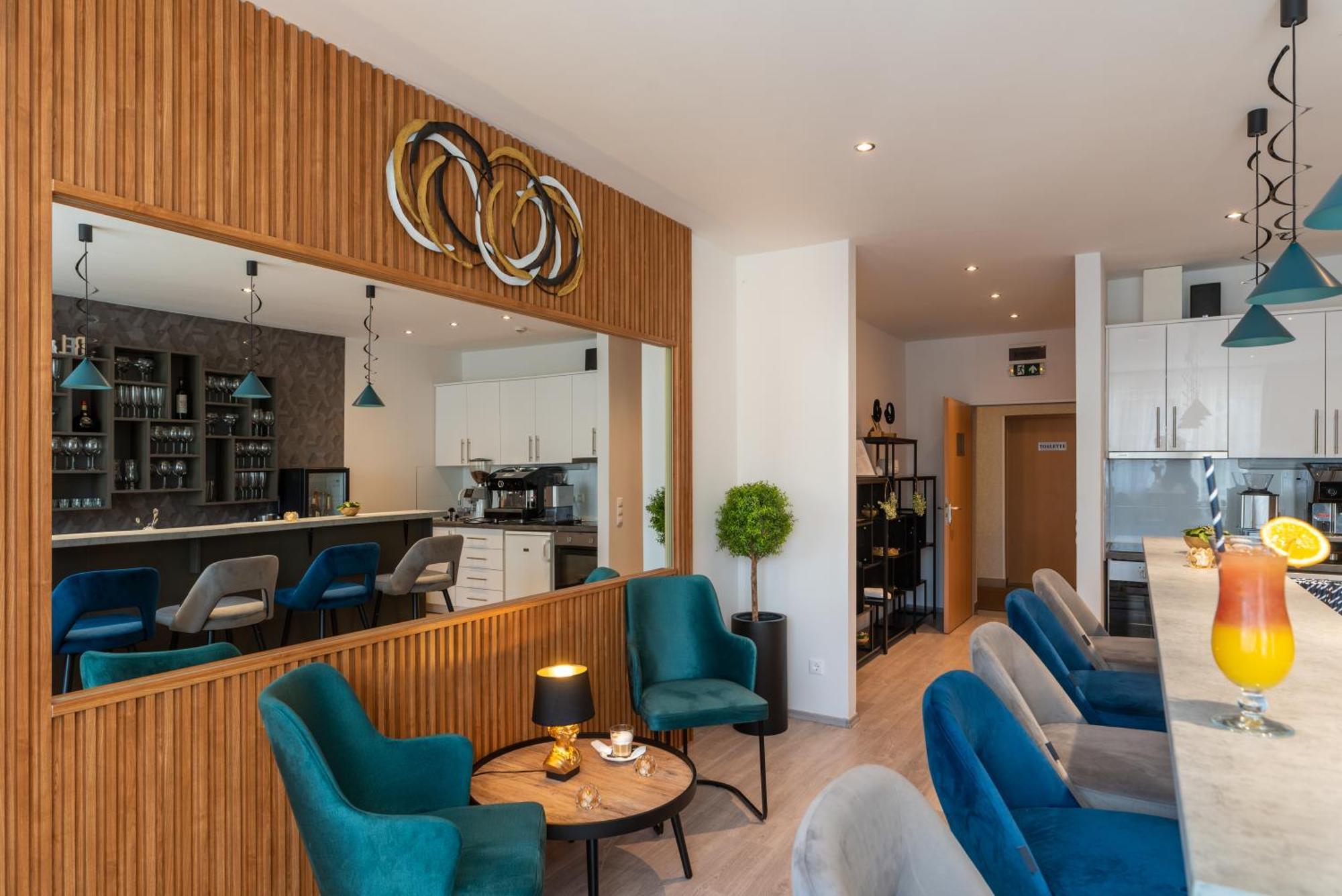 Holdvirag Hotel Шарвар Екстер'єр фото