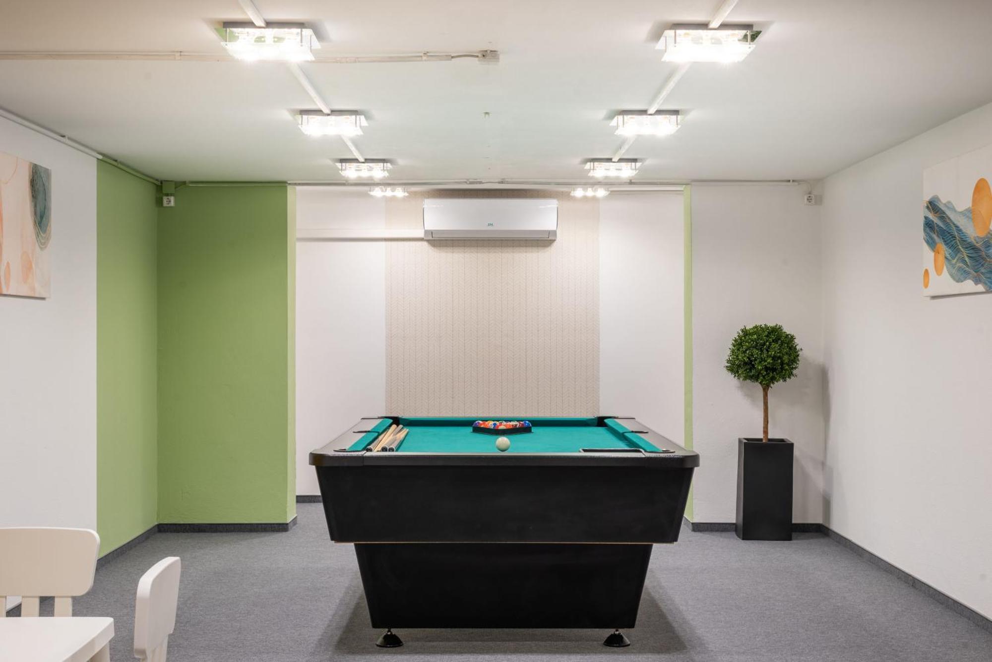 Holdvirag Hotel Шарвар Екстер'єр фото